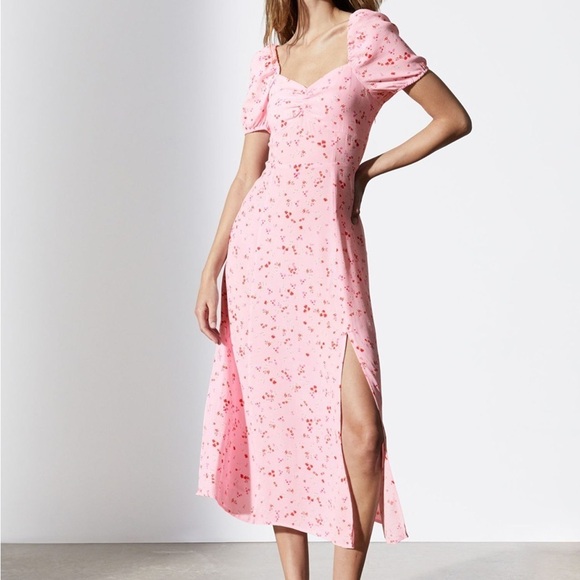 & Other Stories Dresses & Skirts - NWT & Other Stories Puff Sleeve Midi Dress with Slit in Pink Floral size 10
